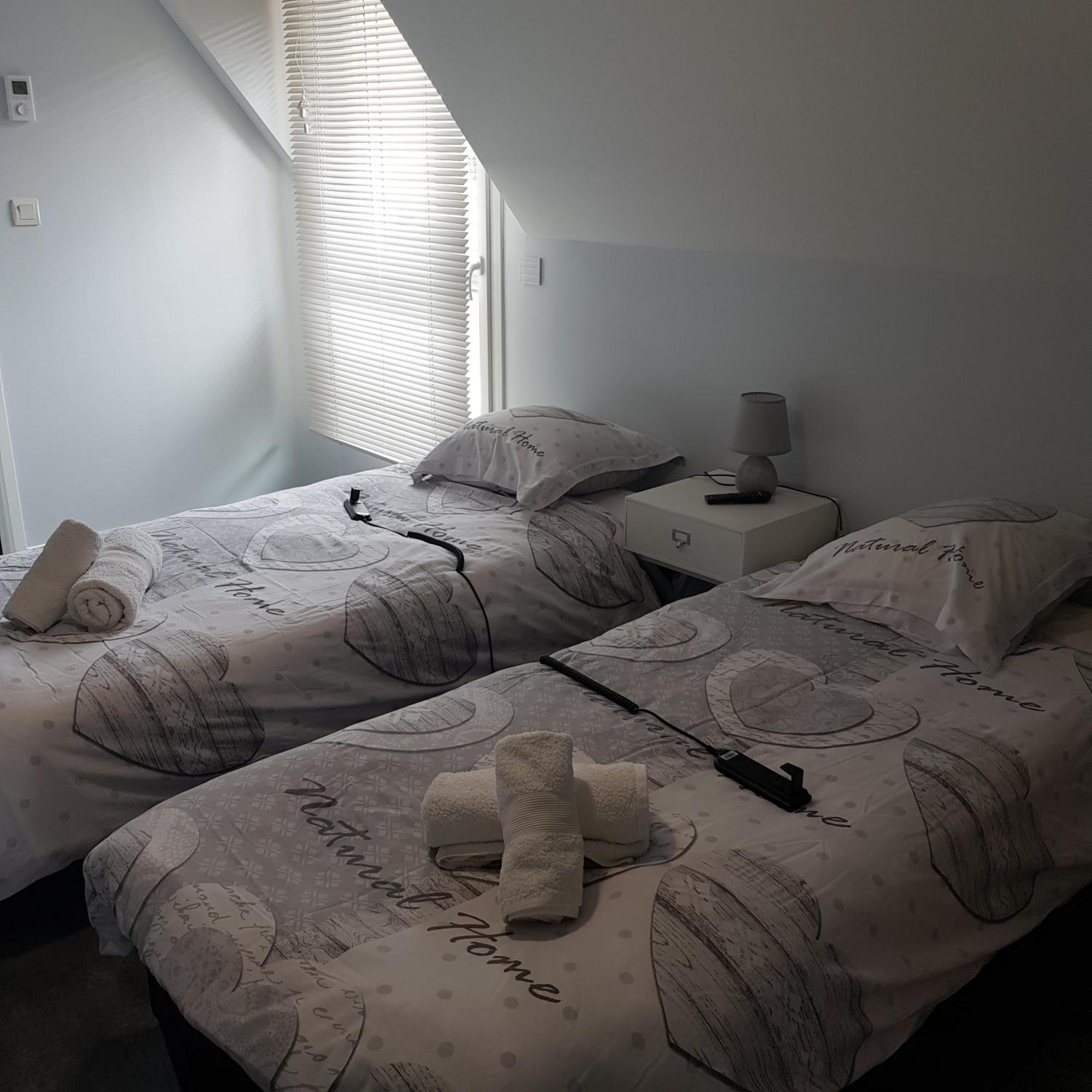 Grande Chambre Entre Caen Et La Mer Chambre Terrasse Jardin Et Piscine Mathieu Zewnętrze zdjęcie